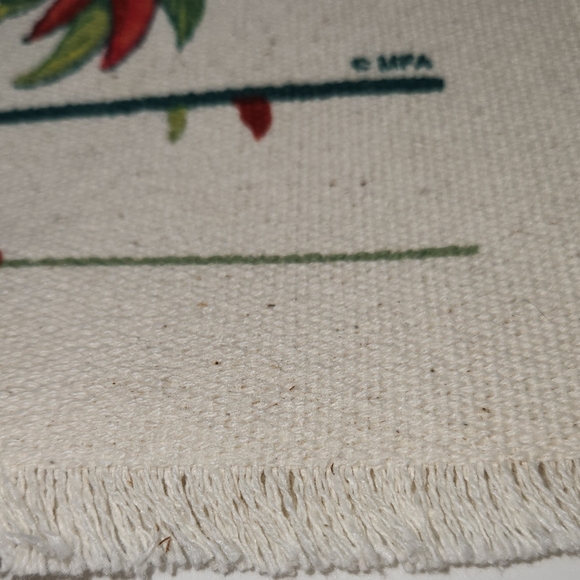 4 Woven Placemats and 4 Napkins "GRAND CANYON"CHILI PEPPERS  Artist Signed. New. - Picture 4 of 10